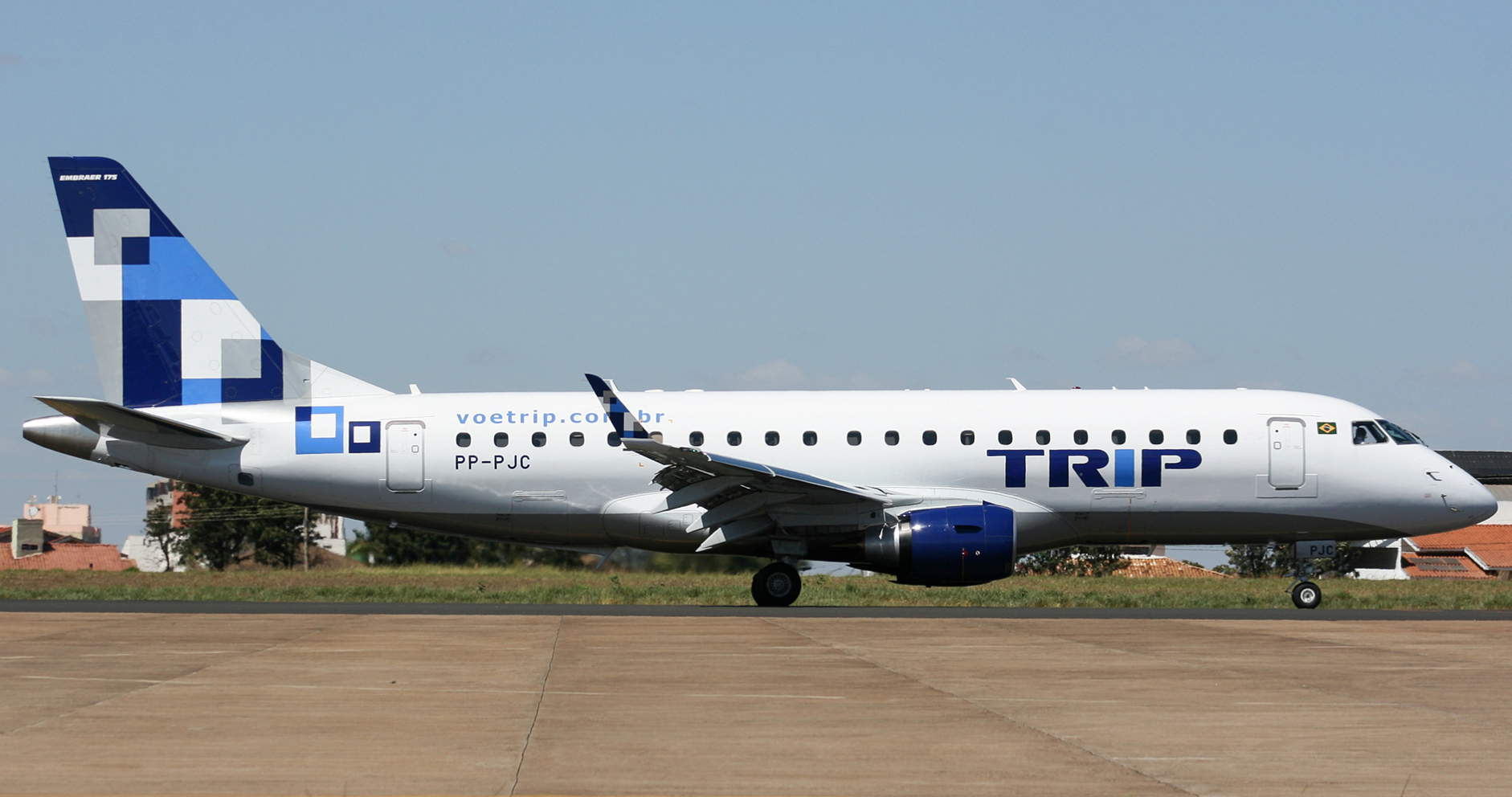 Embraer 170